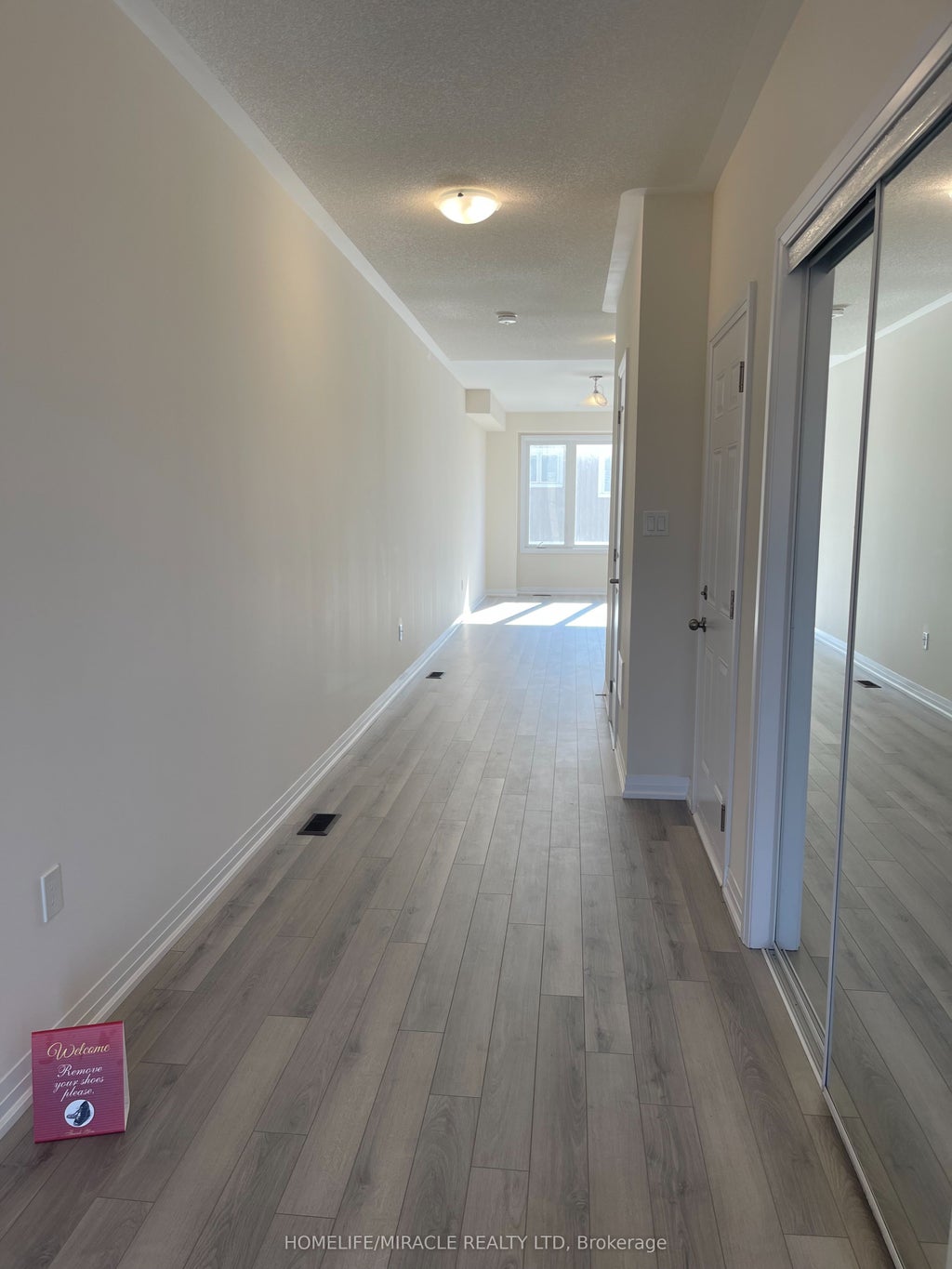 149 Gear Avenue, Erin