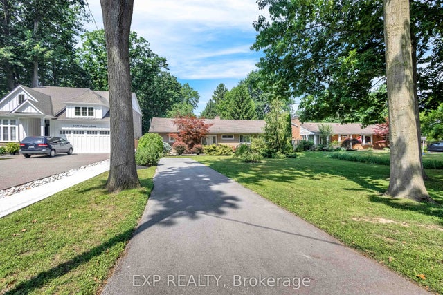 5585 Belmont Avenue, Niagara Falls