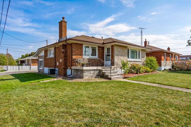 419 Steele Street, Port Colborne
