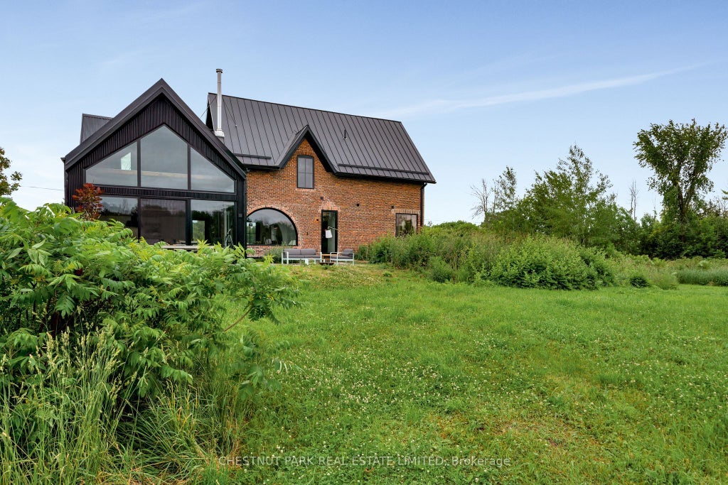 789 Bethesda Road, Prince Edward County