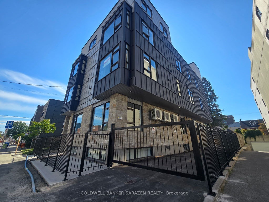 10 Mcarthur Avenue 201, Vanier and Kingsview Park