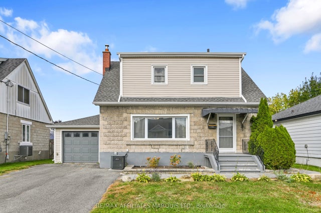 1006 Second Street E, Cornwall