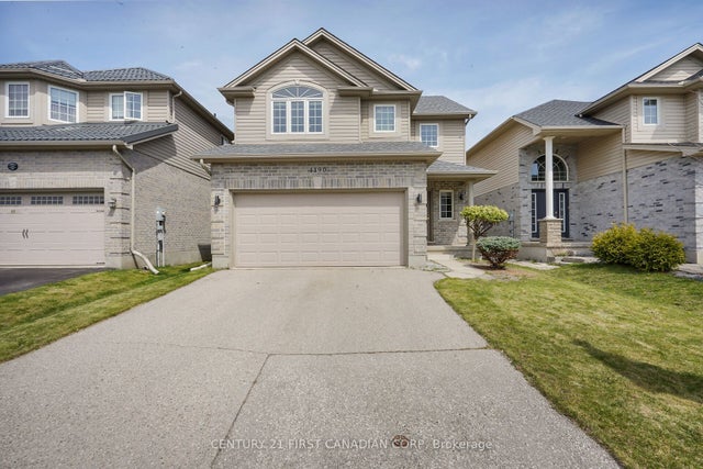 1190 Smither Road, London North