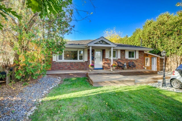 18 Hilltop Drive, Cambridge