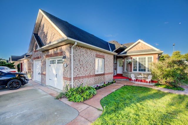 147 St. Lawrence Drive, Welland