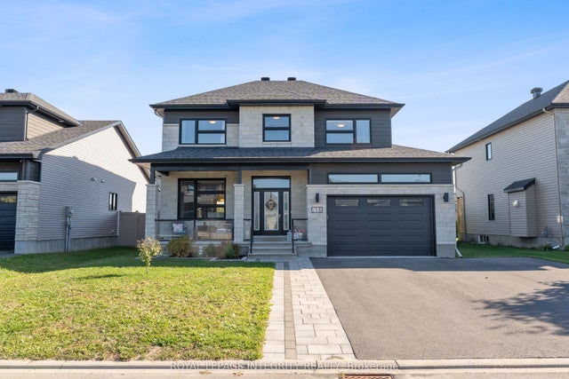156 Lyon Street, Russell