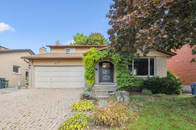 236 Ironwood Road, Guelph