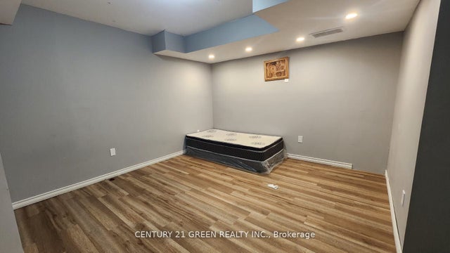 7977 Hackberry Trail Bsmt, Niagara Falls