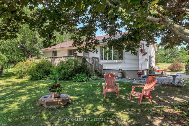 17 Kleinsteuber Park Road, Prince Edward County