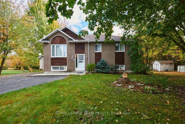 1115 Des Cerisiers Street, Clarence-Rockland