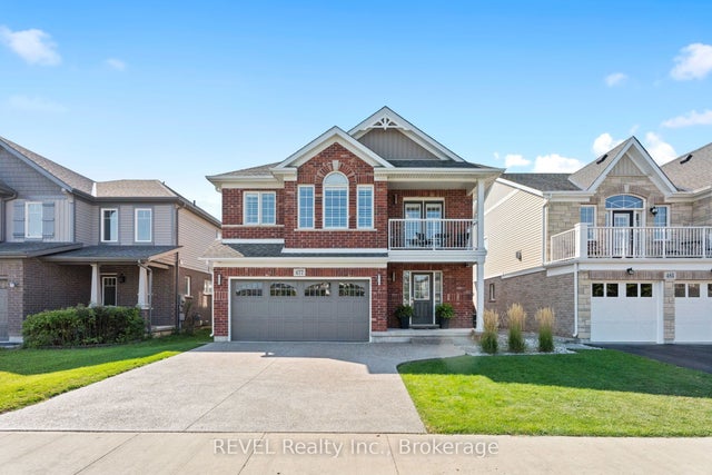 477 Silverwood Avenue, Welland