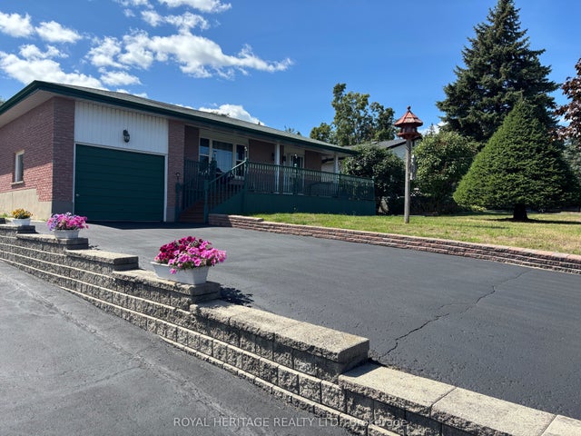 1147 Chemong Road, Peterborough