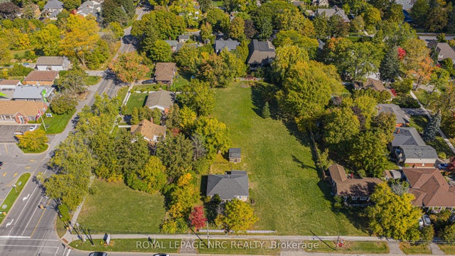 223-227 Mary Street, Niagara-on-the-Lake