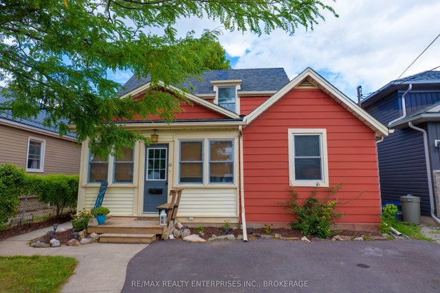 10 Antwerp Street, St. Catharines