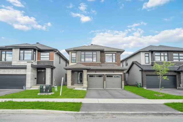 1010 Brian Good Avenue, Blossom Park - Airport and Area