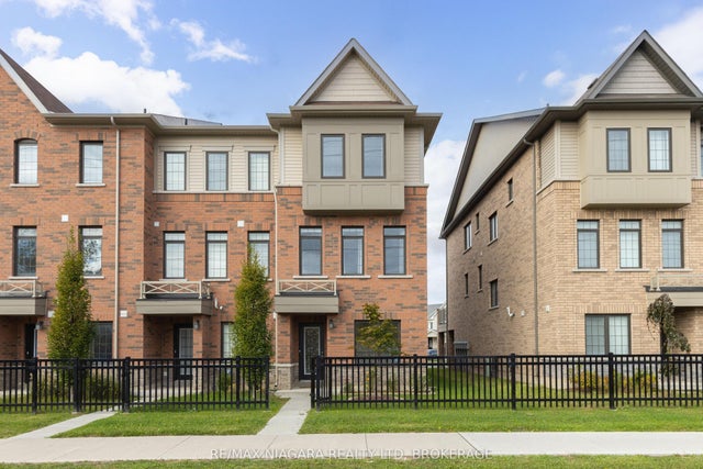 8317 Mulberry Drive 35, Niagara Falls