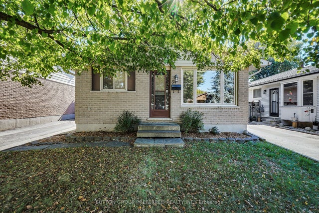 34 Hearthside Place, London East