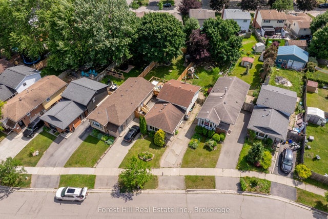 15 Homestead Place, Kitchener