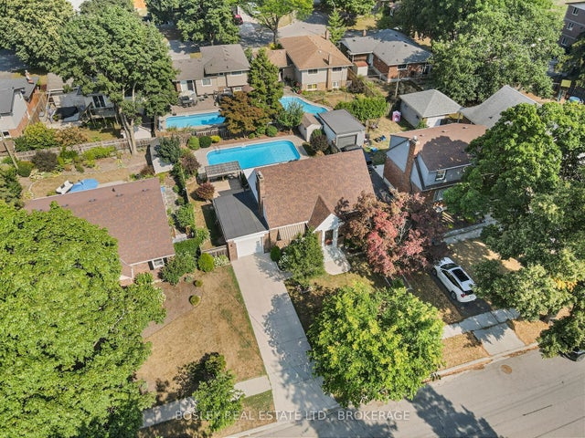 10 Cameron Road, St. Catharines
