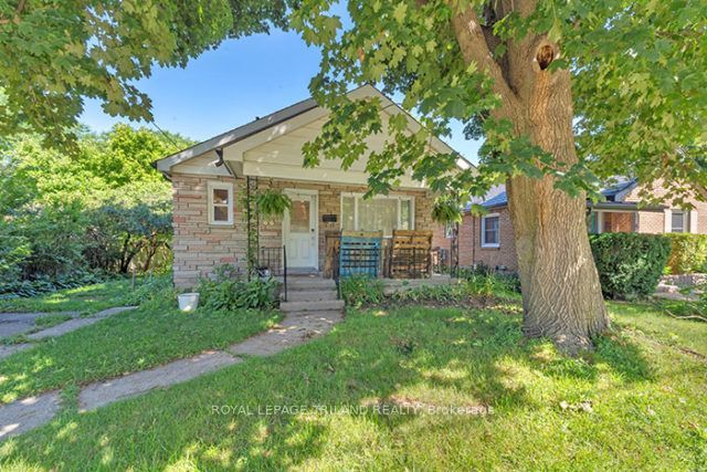 Photo of Listing #X12466308