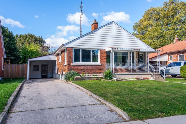 48 Christopher Drive, Cambridge
