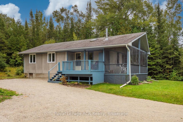 8 Molly Street, Northern Bruce Peninsula