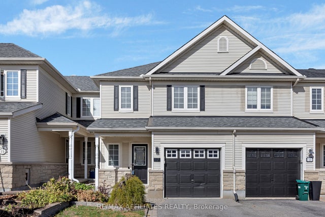 17 Kirkstone Private, Barrhaven