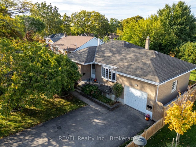 425 Geneva Street, St. Catharines