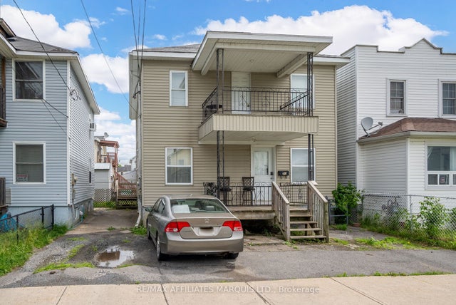 303 Guy Street, Cornwall