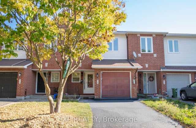54 Sheppard's Glen Avenue, Kanata
