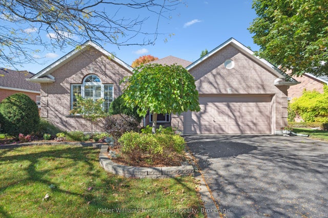 66 Kortright Road E, Guelph
