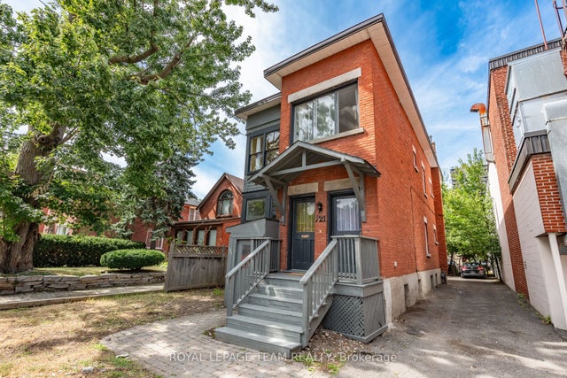 721 Cooper Street, Ottawa Centre