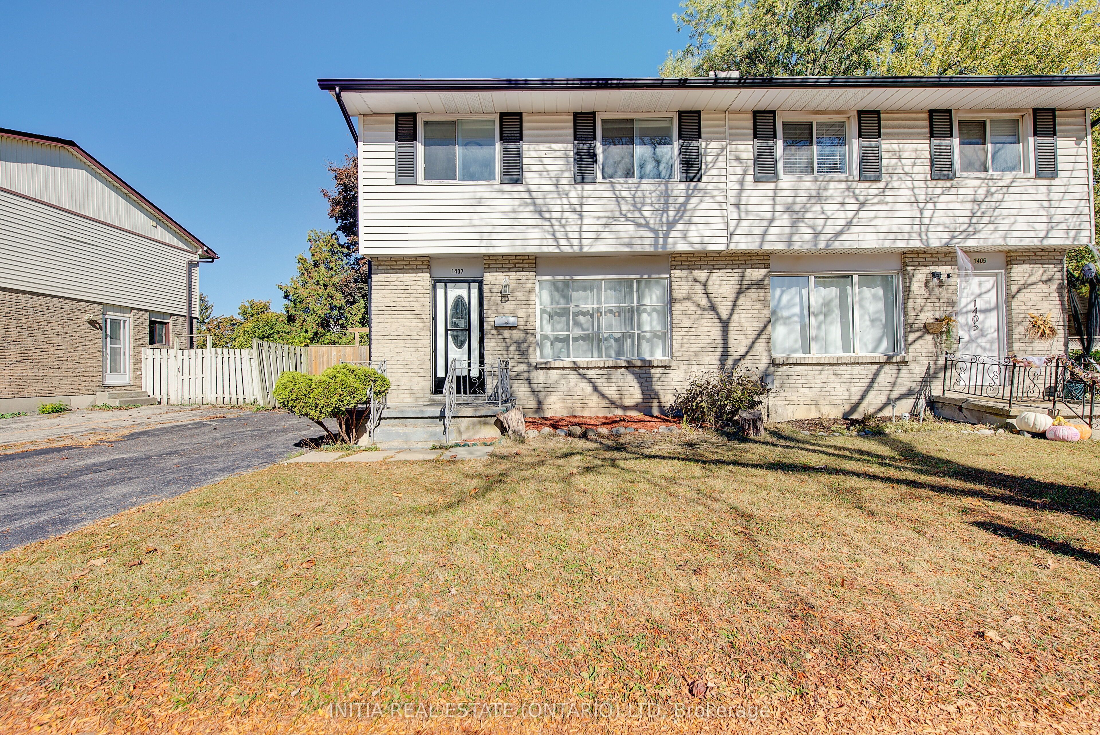 Photo of Listing #X12468047