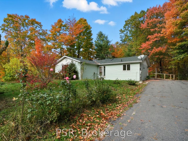 1016 Victoria Street, Muskoka Lakes