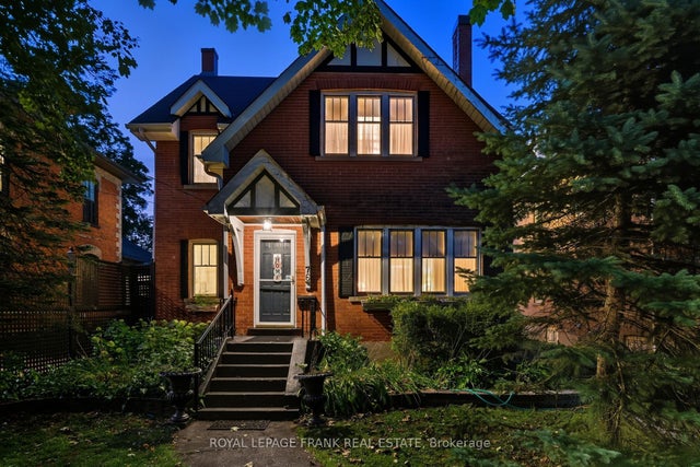 76 Bond Street W, Kawartha Lakes