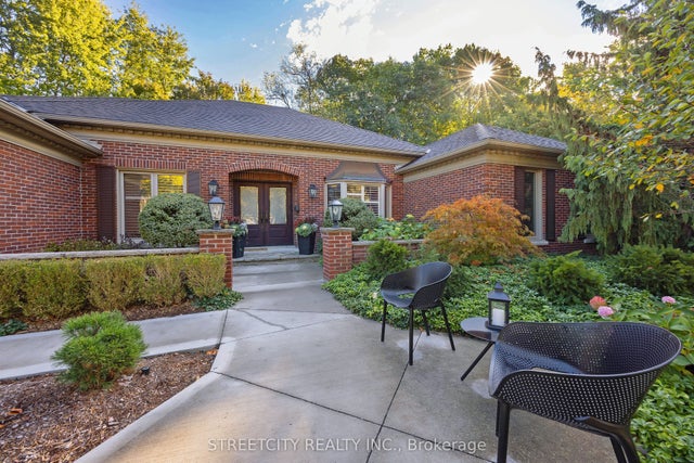 46 Foxborough Grove, London South