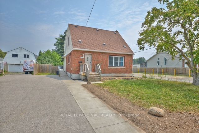 3090 Dorchester Road, Niagara Falls