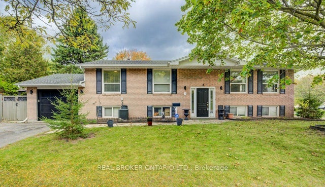 7 Folkstone Crescent, Kitchener