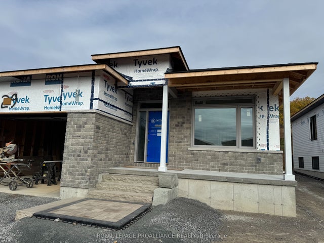 29 Schmidt Way, Quinte West