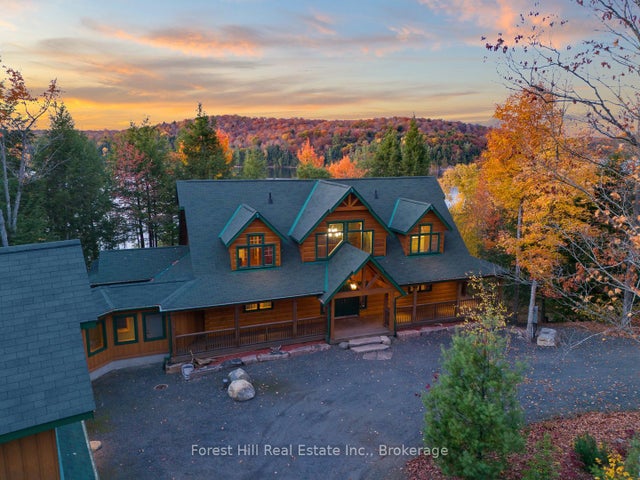 5017 Kawagama Lake Road, Dysart et al