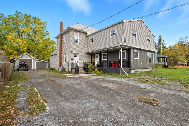 123 West Street, Quinte West