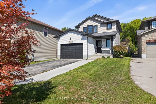 1980 Frederick Crescent, London East