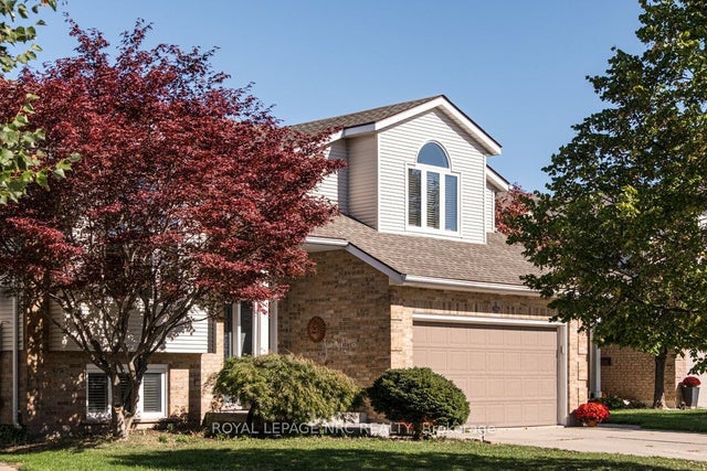 8071 Costabile Drive, Niagara Falls