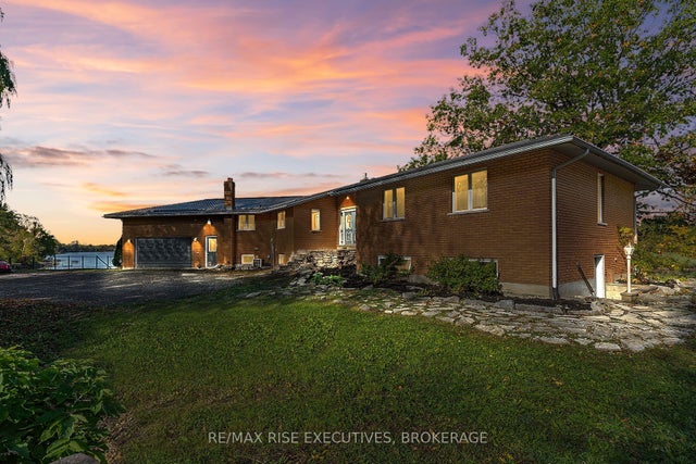 71 River Road W, Greater Napanee