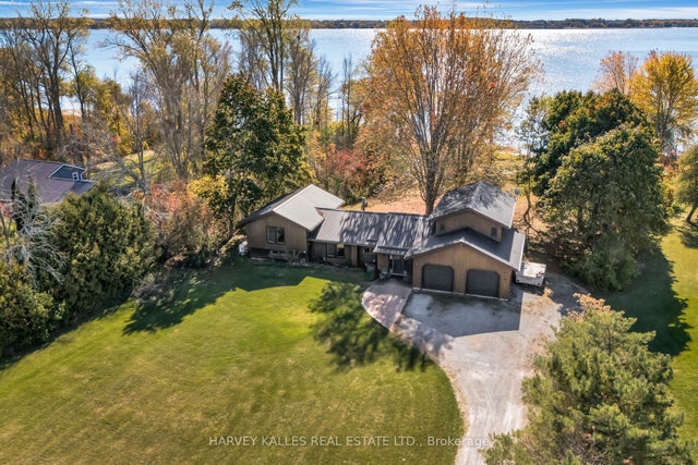 38 Vienna Road, Prince Edward County