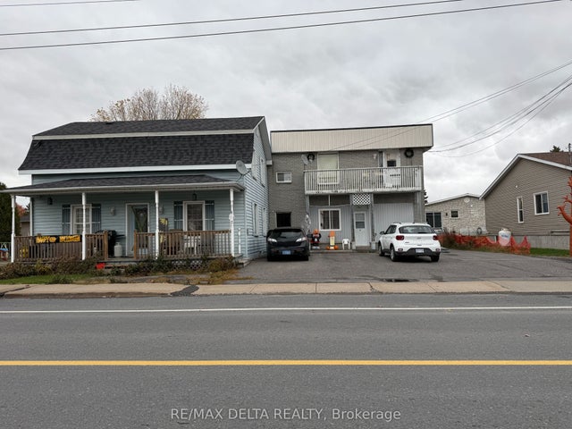 4567 Ste-catherine Street 5, The Nation