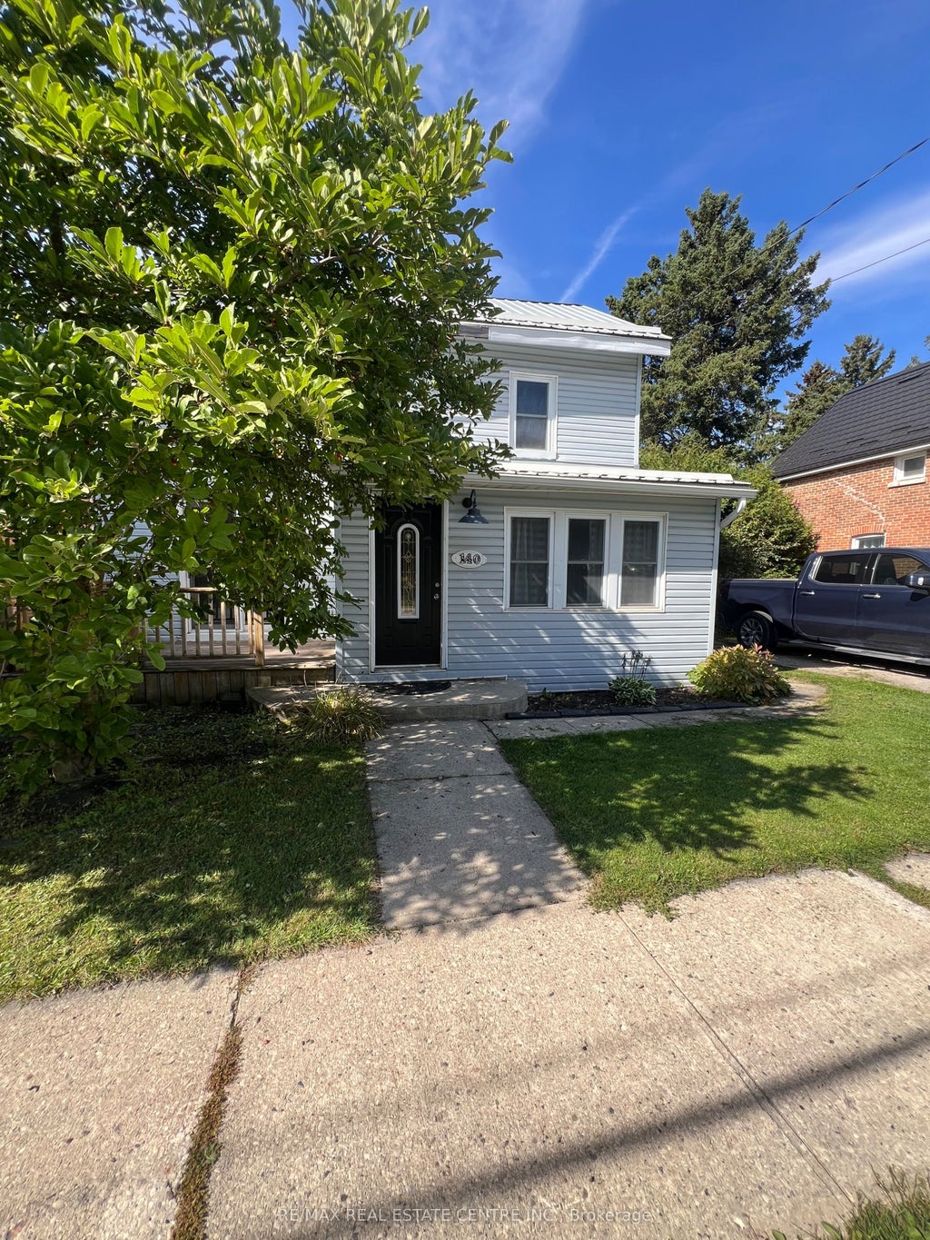 140 Main Street W, Grey Highlands