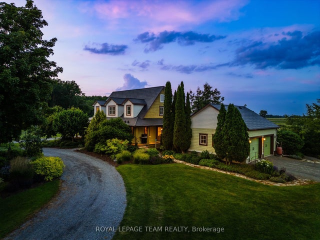 335 Hamilton Road, Russell