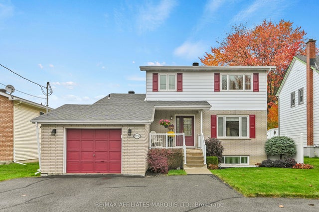 2151 Pitt Street, Cornwall
