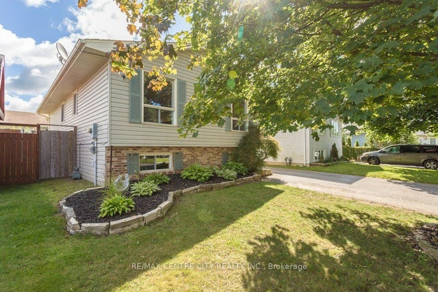55 Melanie Drive E, Aylmer